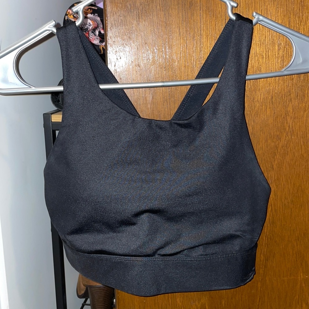 Fabletics Black Crossback Padded Sports Bra